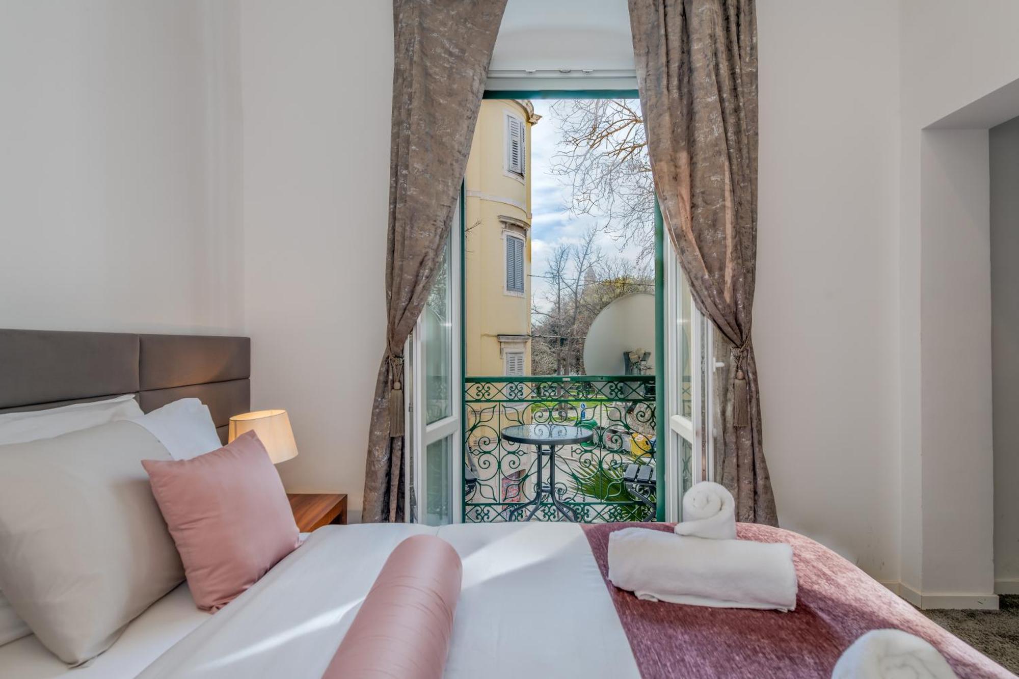 Starlight Luxury Suites Split Exteriér fotografie