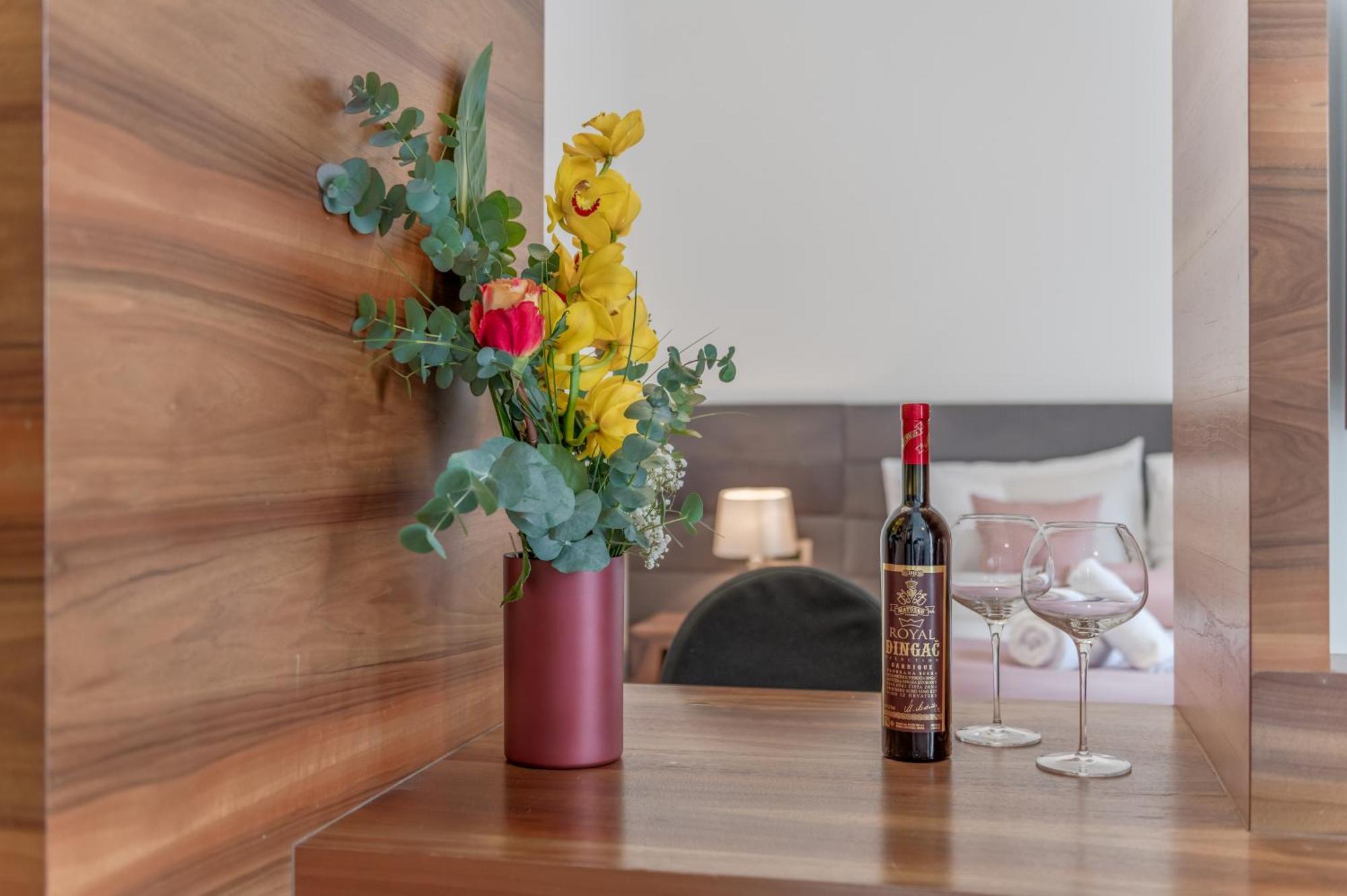 Starlight Luxury Suites Split Exteriér fotografie