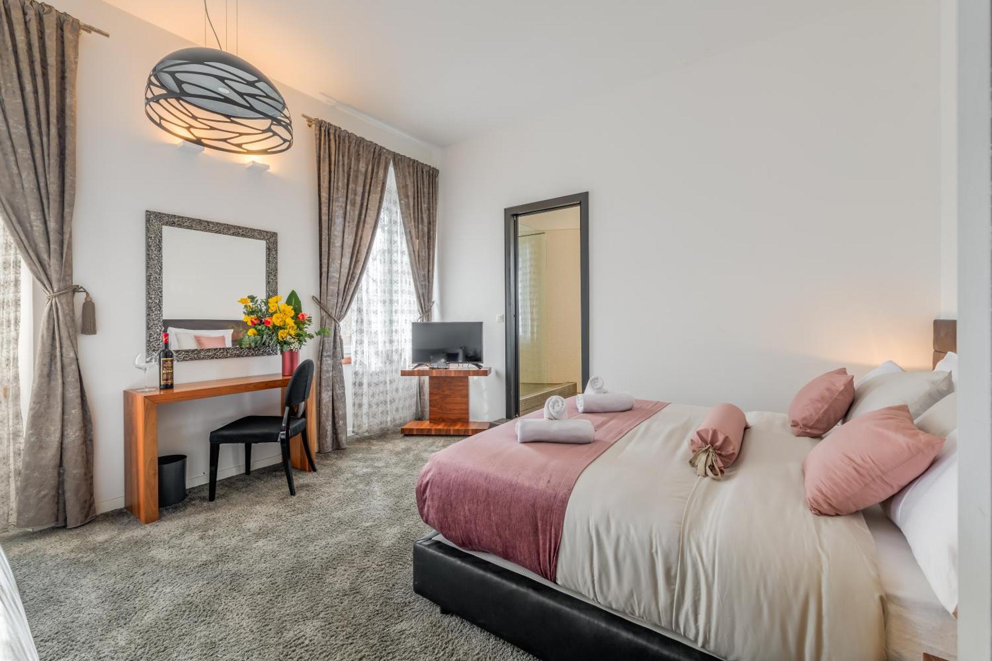 Starlight Luxury Suites Split Exteriér fotografie
